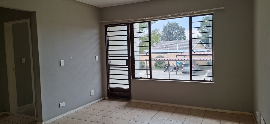 2 Bedroom Property for Sale in Esther Park Gauteng