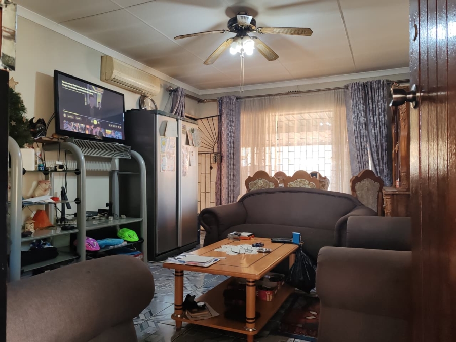 3 Bedroom Property for Sale in Bakerton Gauteng