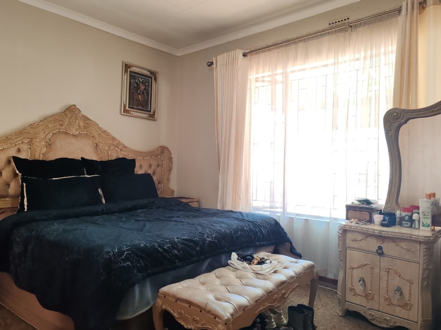 3 Bedroom Property for Sale in Bakerton Gauteng