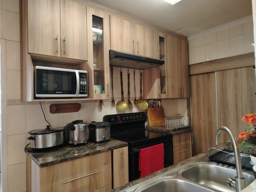 4 Bedroom Property for Sale in Rynfield Gauteng