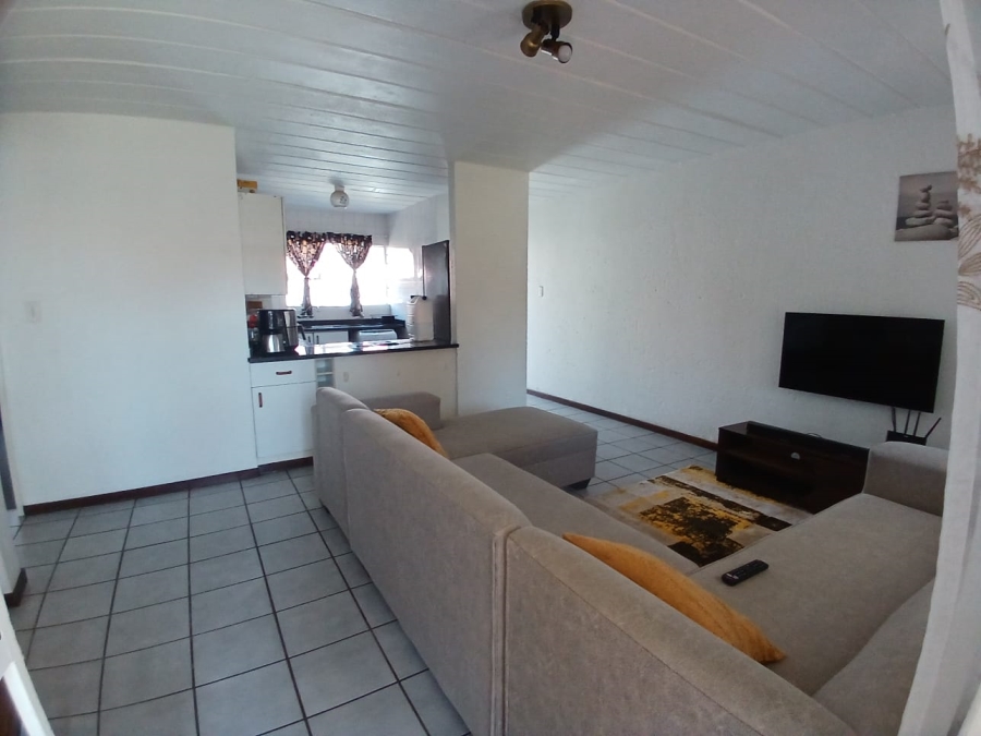 2 Bedroom Property for Sale in Glen Marais Gauteng
