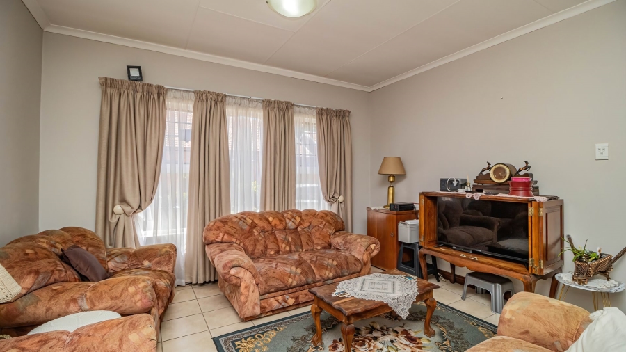 3 Bedroom Property for Sale in Brentwood Gauteng