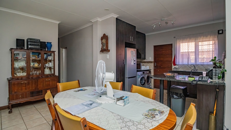 3 Bedroom Property for Sale in Brentwood Gauteng