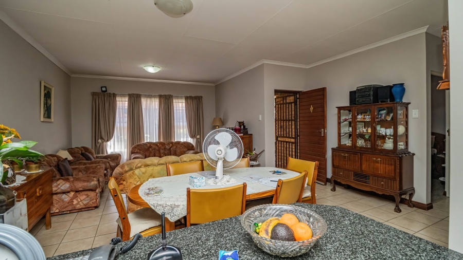 3 Bedroom Property for Sale in Brentwood Gauteng