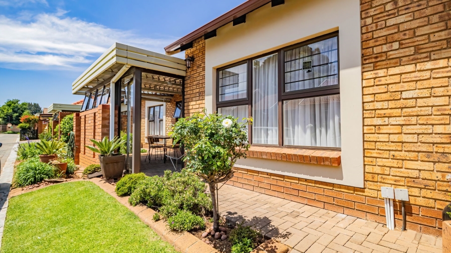 3 Bedroom Property for Sale in Brentwood Gauteng