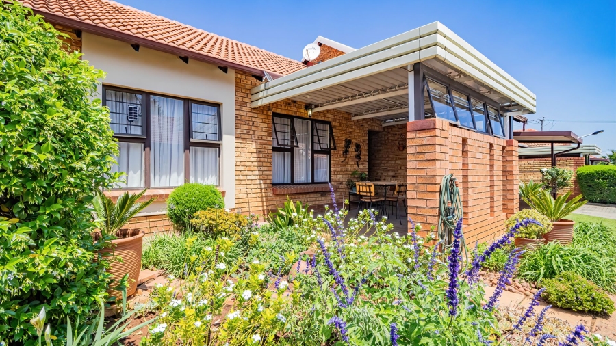 3 Bedroom Property for Sale in Brentwood Gauteng