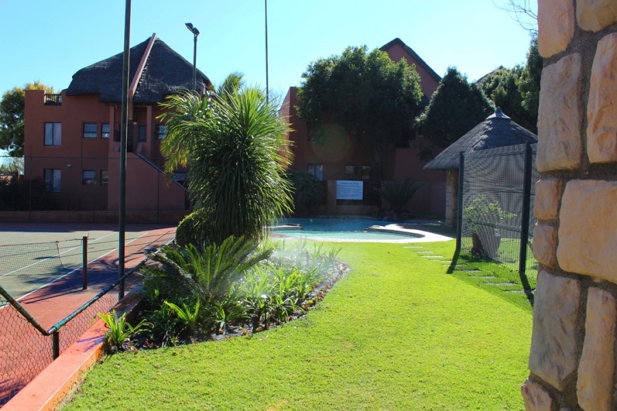 To Let 2 Bedroom Property for Rent in Sunninghill Gauteng