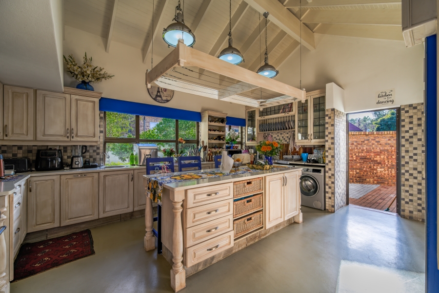 4 Bedroom Property for Sale in Wapadrand Gauteng