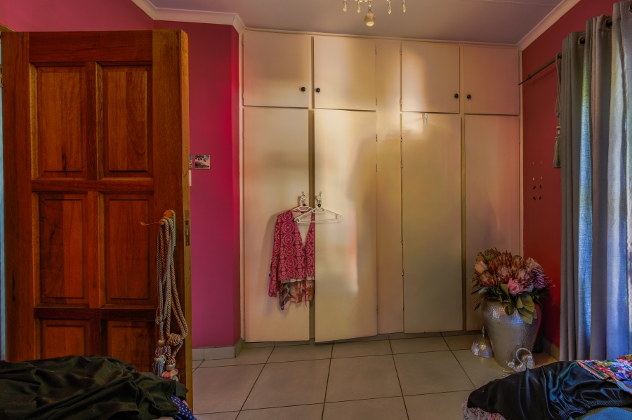 4 Bedroom Property for Sale in Wapadrand Gauteng