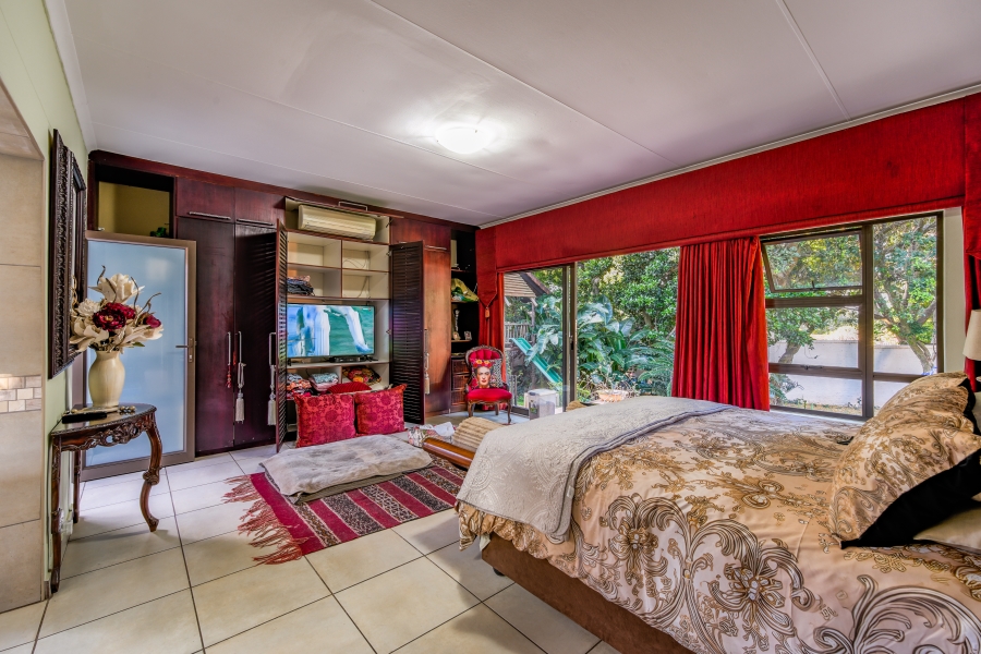 4 Bedroom Property for Sale in Wapadrand Gauteng