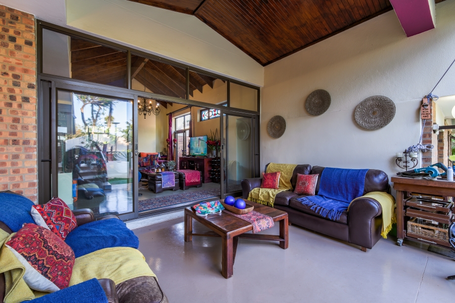 4 Bedroom Property for Sale in Wapadrand Gauteng