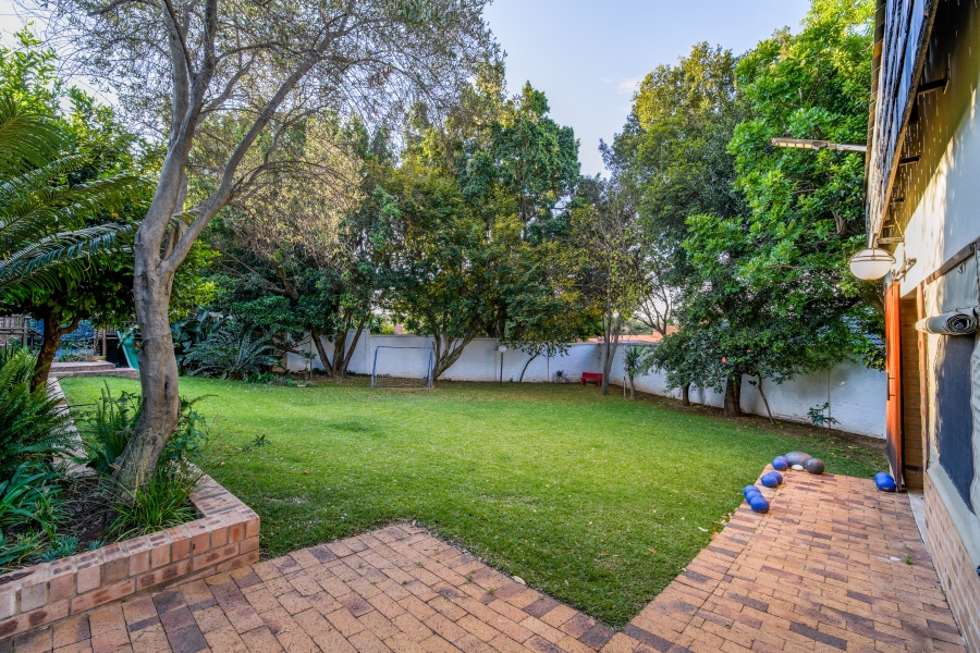 4 Bedroom Property for Sale in Wapadrand Gauteng
