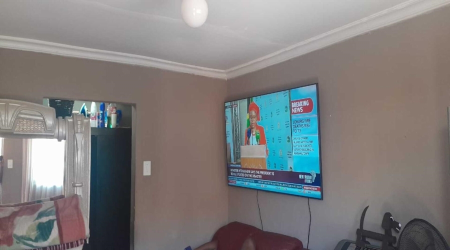 8 Bedroom Property for Sale in Vanderbijlpark CW 2 Gauteng