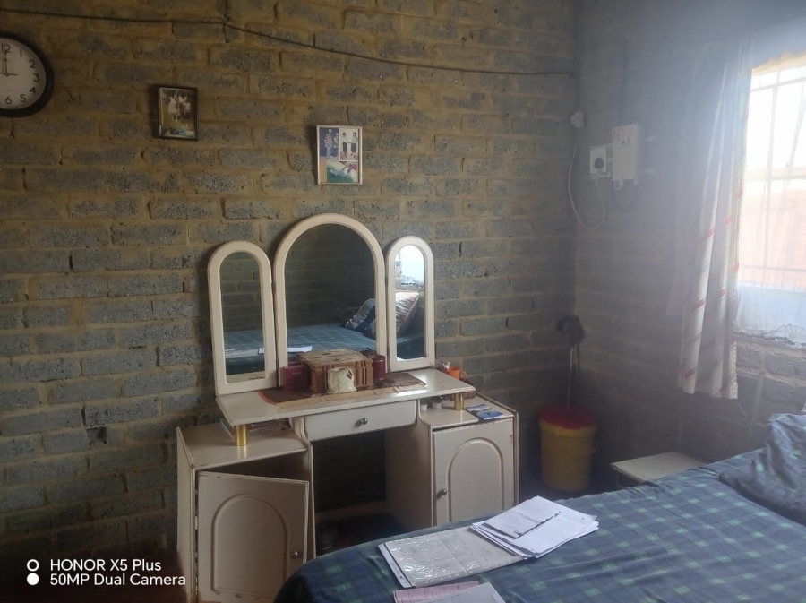 1 Bedroom Property for Sale in Lakeside Gauteng