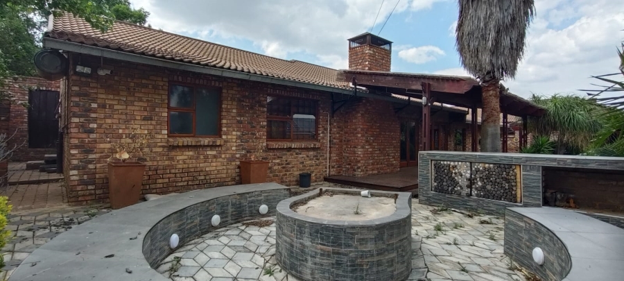 4 Bedroom Property for Sale in Fochville Gauteng