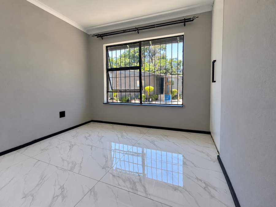 3 Bedroom Property for Sale in Bloubosrand Gauteng
