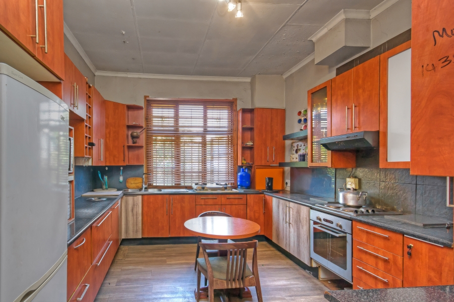 4 Bedroom Property for Sale in Malvern Gauteng