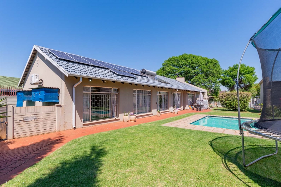 4 Bedroom Property for Sale in Dalpark Proper Gauteng