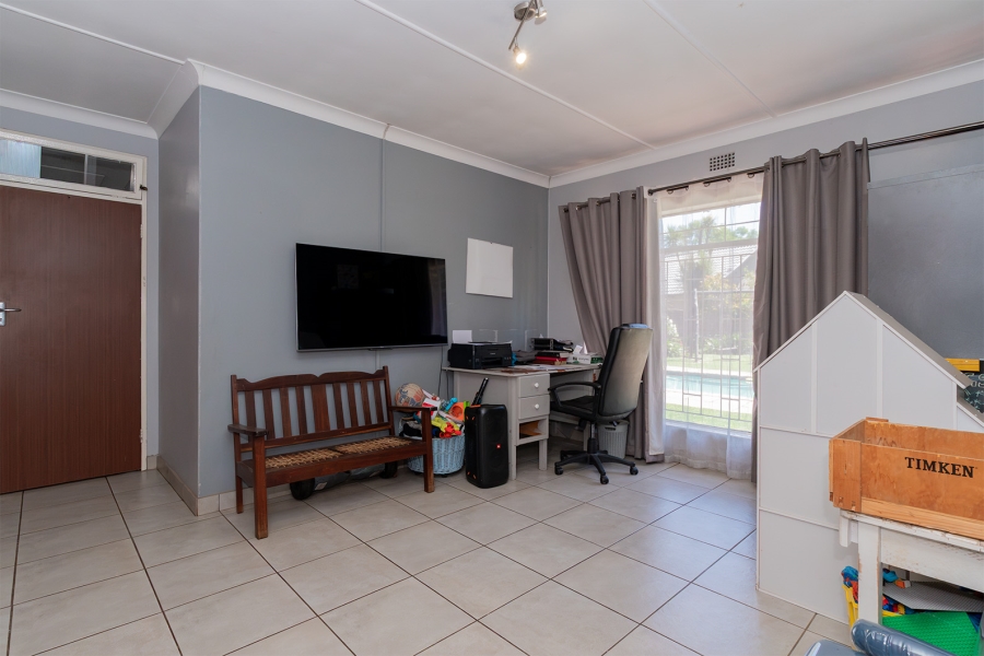 4 Bedroom Property for Sale in Dalpark Proper Gauteng