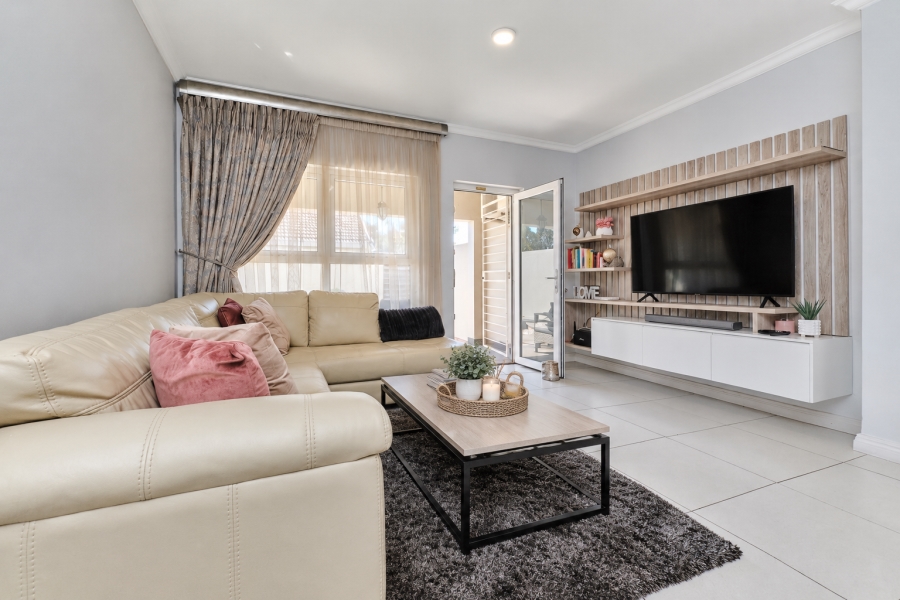 3 Bedroom Property for Sale in Bryanston Gauteng