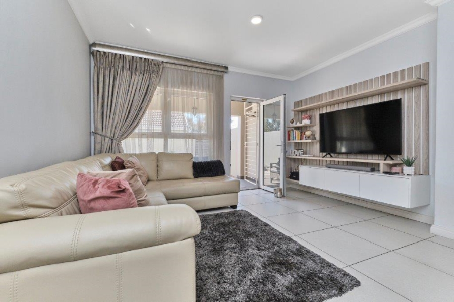 3 Bedroom Property for Sale in Bryanston Gauteng