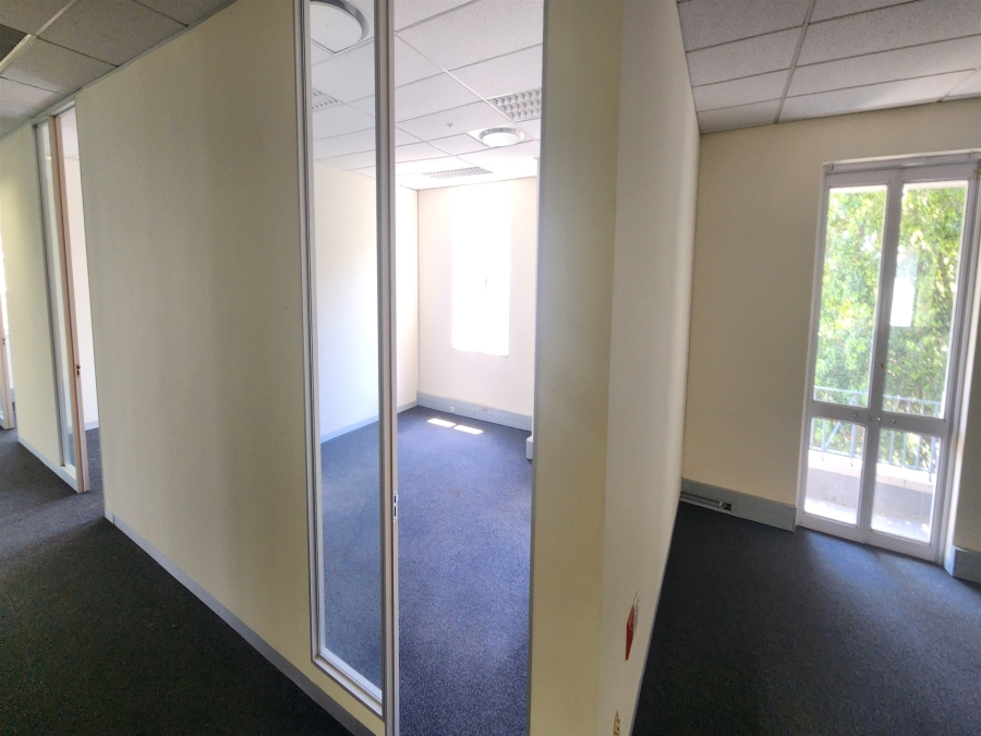 To Let Commercial Property for Rent in Wierda Valley Gauteng