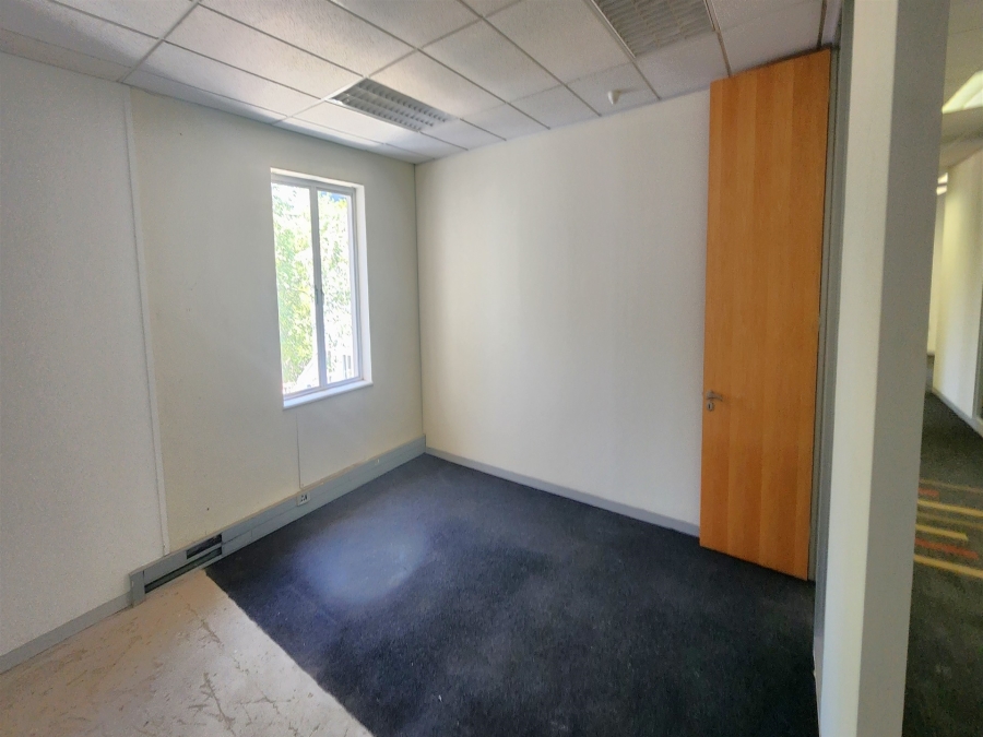 To Let Commercial Property for Rent in Wierda Valley Gauteng