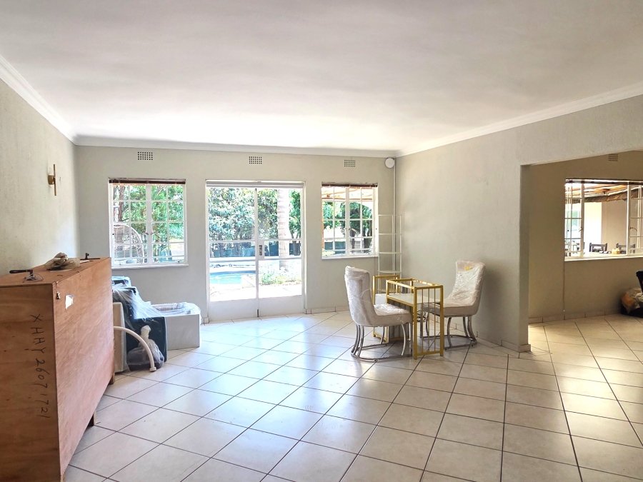 To Let Commercial Property for Rent in Bryanston Gauteng