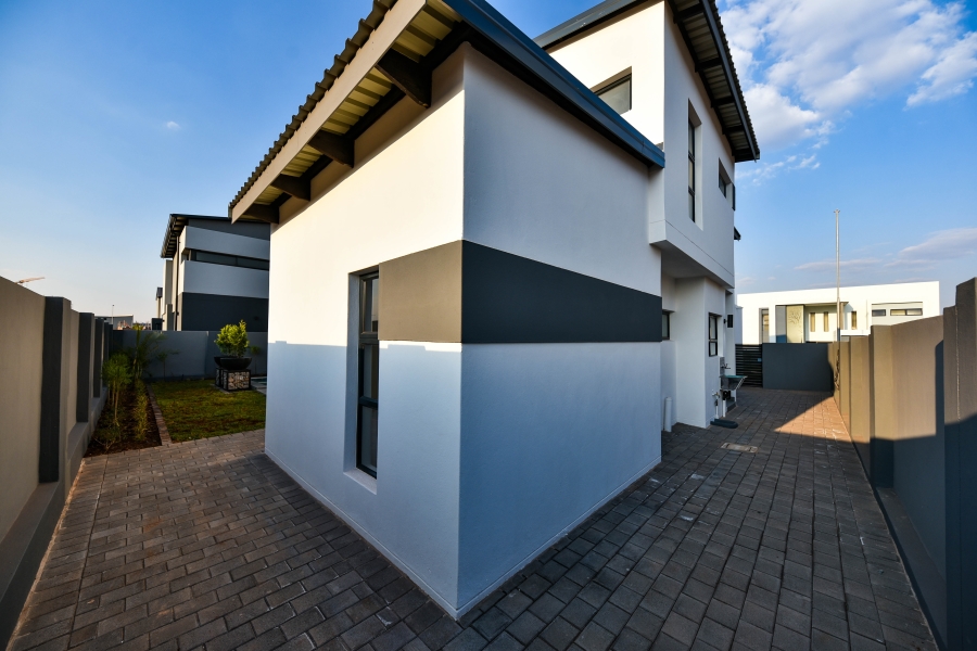 4 Bedroom Property for Sale in Fountainbrook Estate Gauteng