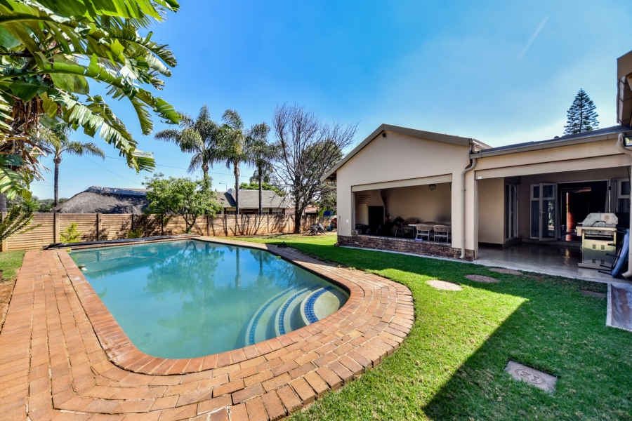 4 Bedroom Property for Sale in Garsfontein Gauteng