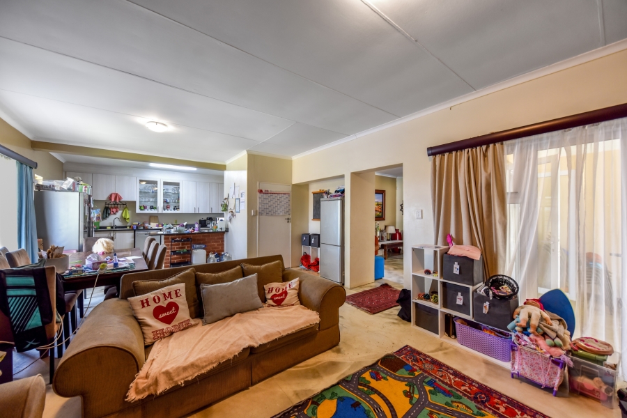 4 Bedroom Property for Sale in Garsfontein Gauteng