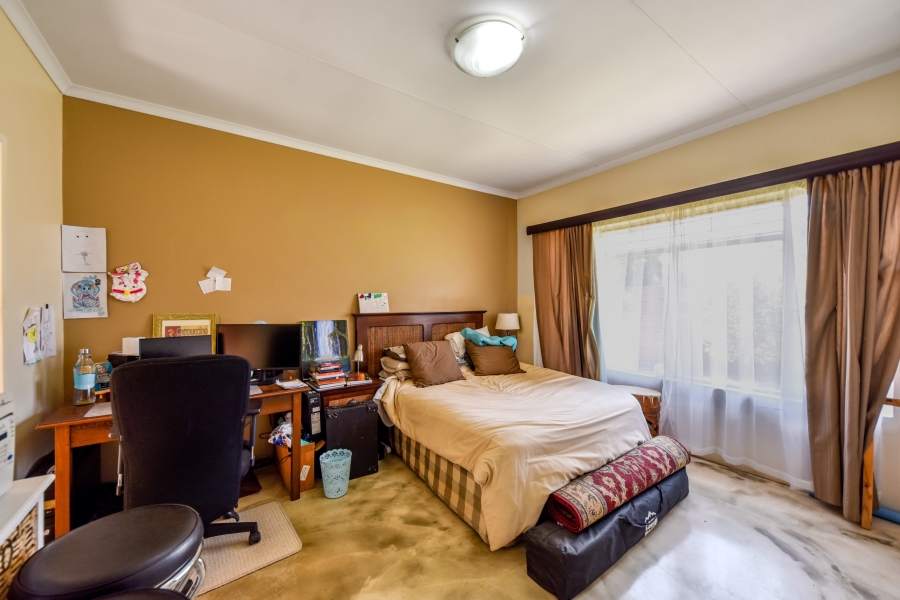 4 Bedroom Property for Sale in Garsfontein Gauteng