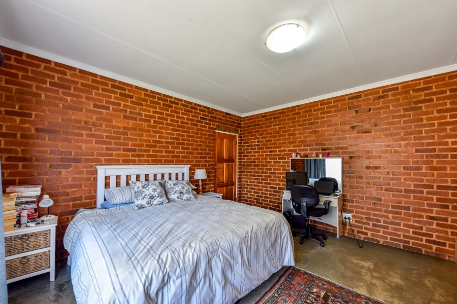 4 Bedroom Property for Sale in Garsfontein Gauteng