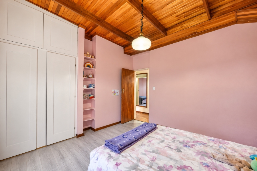 4 Bedroom Property for Sale in Garsfontein Gauteng