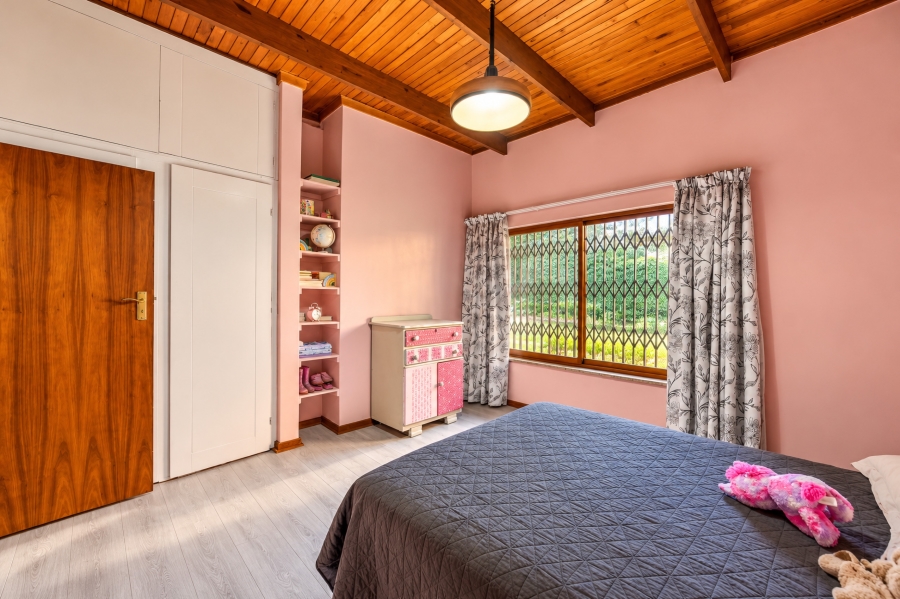 4 Bedroom Property for Sale in Garsfontein Gauteng