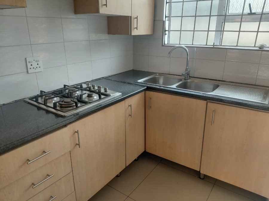 To Let 2 Bedroom Property for Rent in Three Rivers Gauteng
