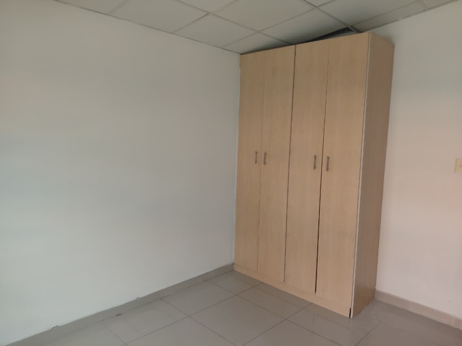 To Let 2 Bedroom Property for Rent in Three Rivers Gauteng