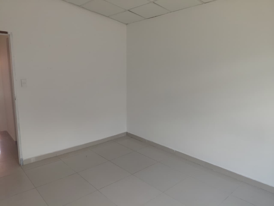 To Let 2 Bedroom Property for Rent in Three Rivers Gauteng