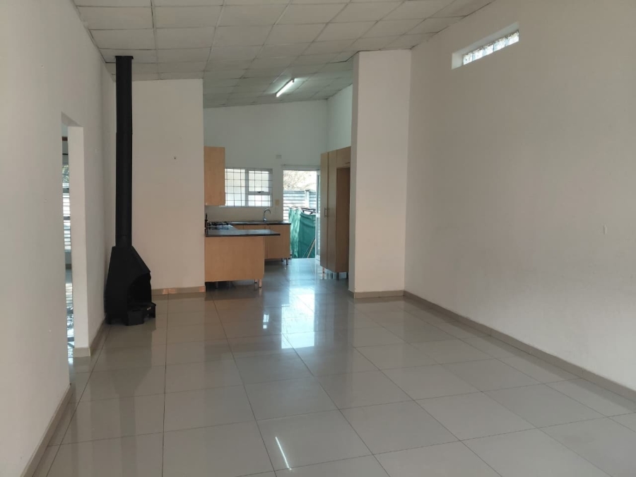 To Let 2 Bedroom Property for Rent in Three Rivers Gauteng