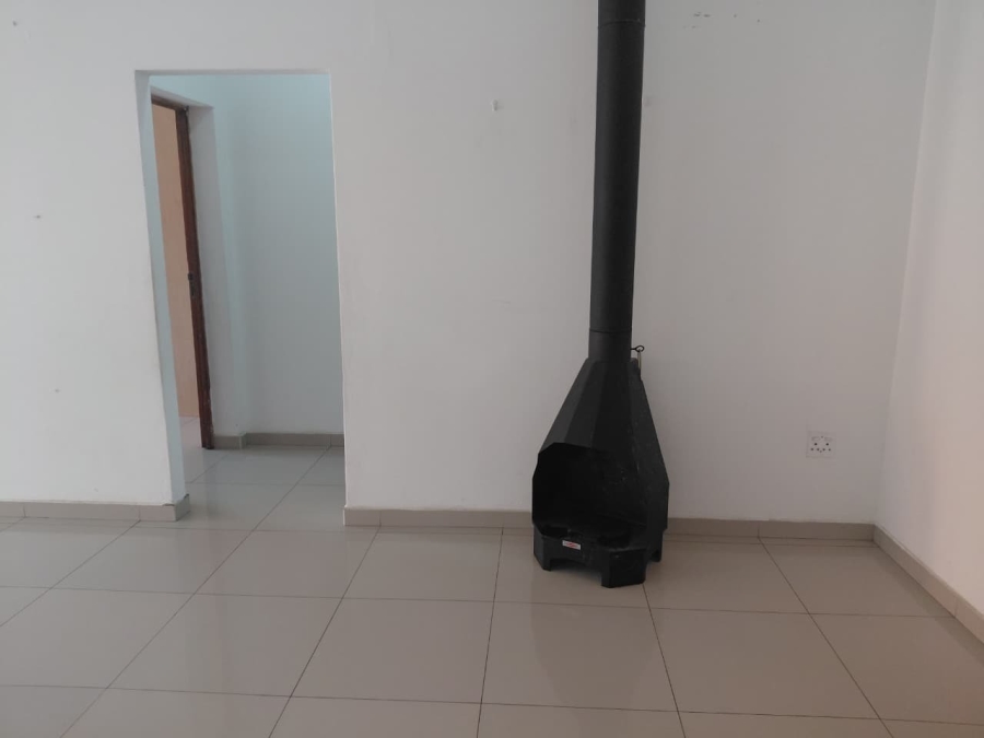 To Let 2 Bedroom Property for Rent in Three Rivers Gauteng