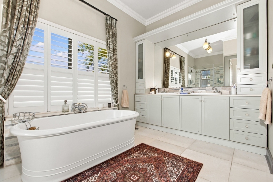 4 Bedroom Property for Sale in Helderfontein Estate Gauteng