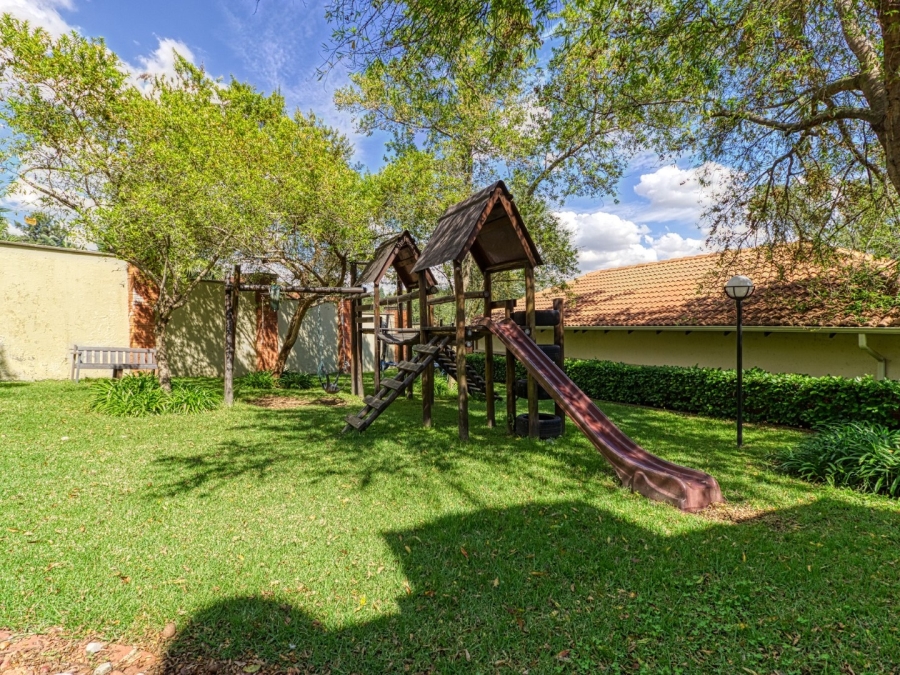 To Let 3 Bedroom Property for Rent in Douglasdale Gauteng