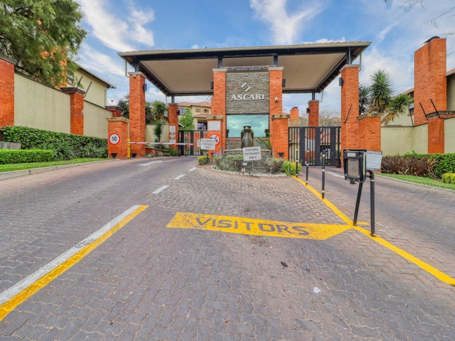 To Let 3 Bedroom Property for Rent in Douglasdale Gauteng