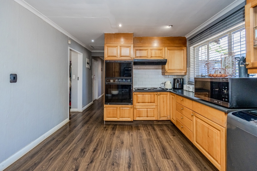 3 Bedroom Property for Sale in Weltevreden Park Gauteng