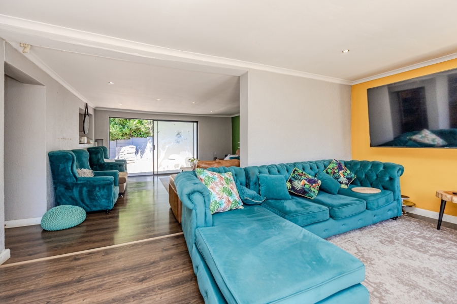 3 Bedroom Property for Sale in Weltevreden Park Gauteng