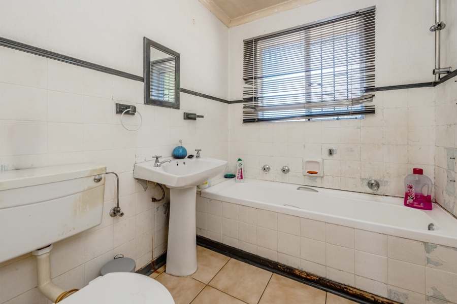 3 Bedroom Property for Sale in Weltevreden Park Gauteng