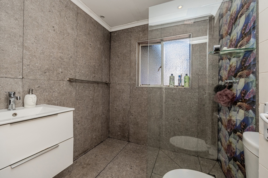 3 Bedroom Property for Sale in Weltevreden Park Gauteng