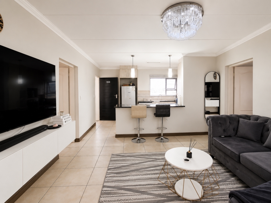 2 Bedroom Property for Sale in Rooihuiskraal North Gauteng