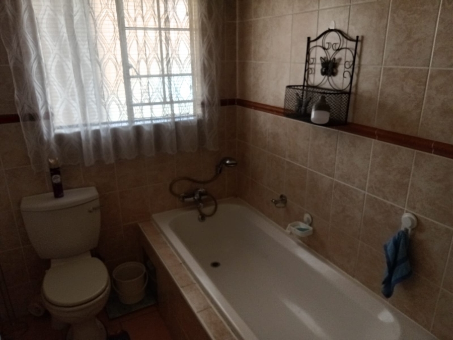 To Let 2 Bedroom Property for Rent in Brentwood Park Gauteng