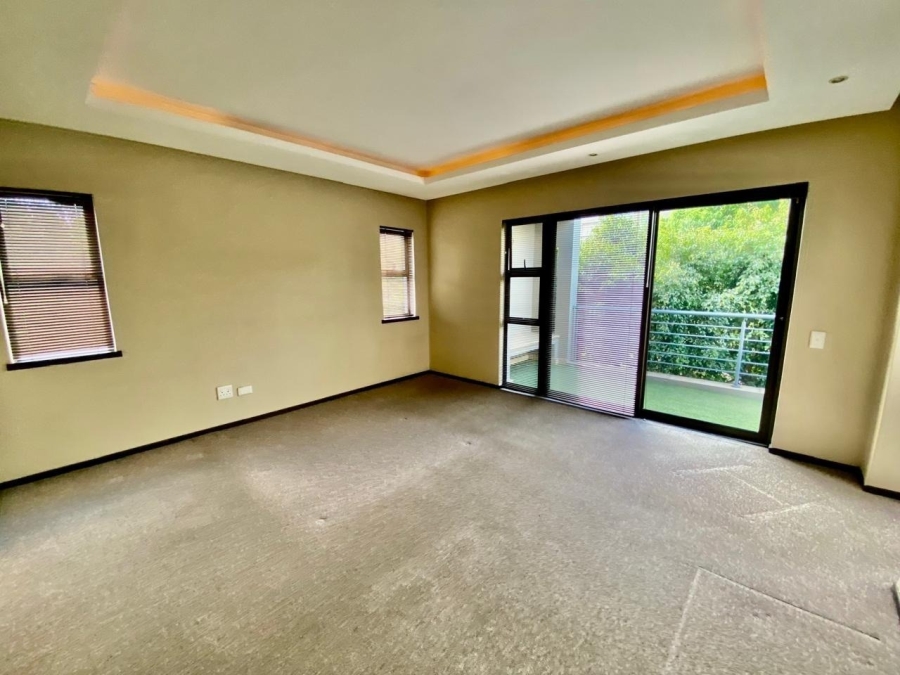 To Let 2 Bedroom Property for Rent in Illovo Gauteng